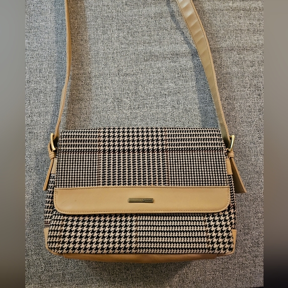 Carryland Purse - Picture 6 of 16